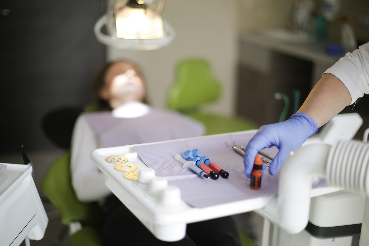 dentist, tools, clinic-5428007.jpg